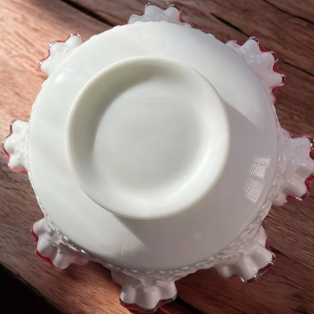 Fenton Milk Glass‎ Spanish Lace Silver Crest Ruffled Bowl Vintage Centerpiece
